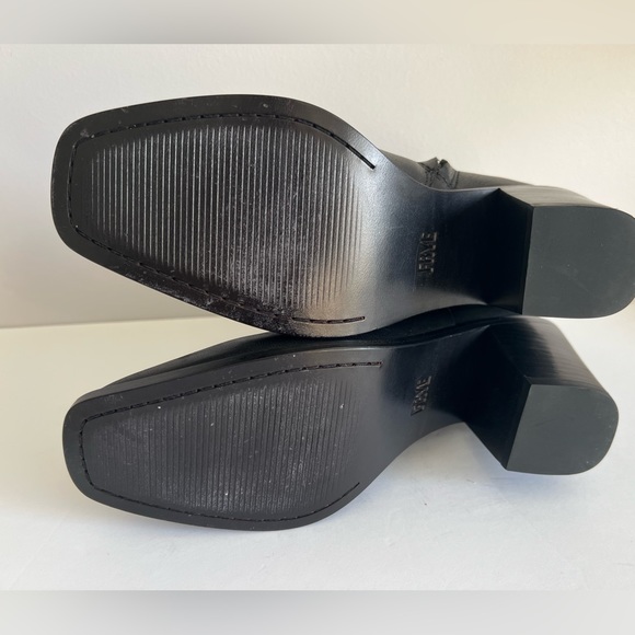 NWOT - FRYE Leather Georgia Bootie - Size 6.5 - Picture 6 of 10